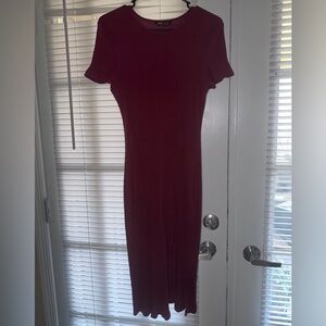 SHEIN Ribbed Short-Sleeve Midi Dress in Burgundy